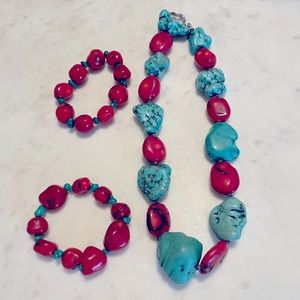 Turquoise necklace & bracelet combo!
